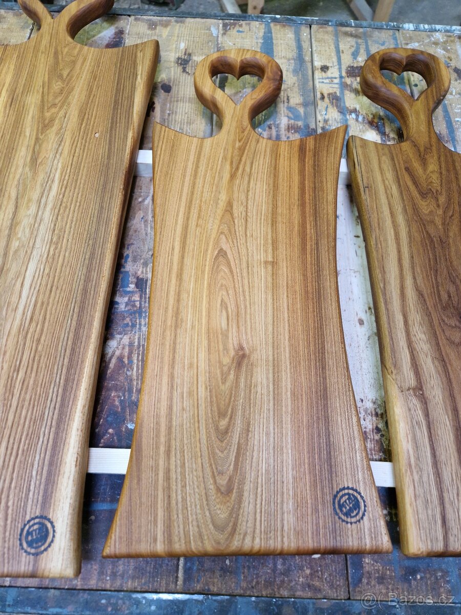 Masivní dřevěná prkénka, servírovací podnosy - 3