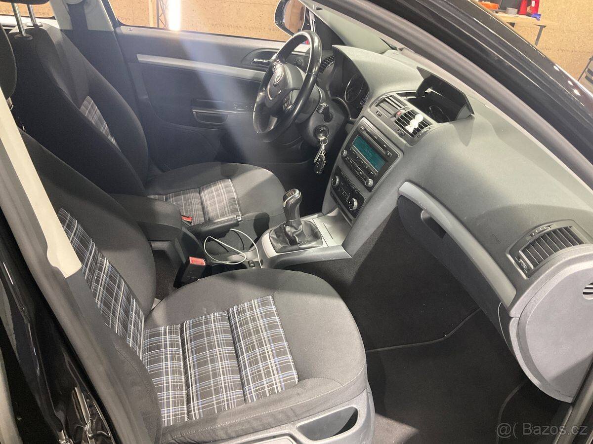 Škoda Octavia II 2.0 TDI 103kW 2012,xenon,serviska - 3