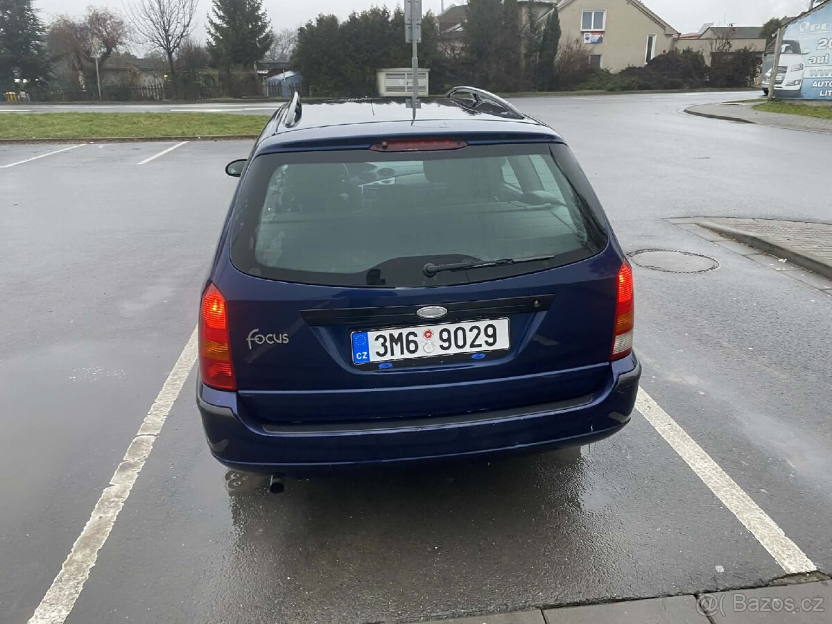 Prodám Ford Focus 1,6 benzín - 3