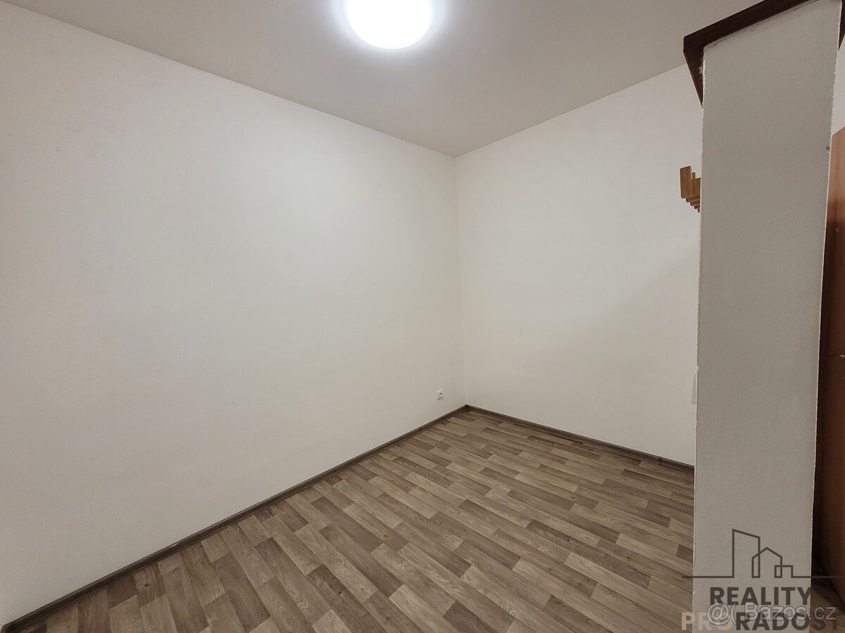 Pronájem byt 2+kk Holešov - 3