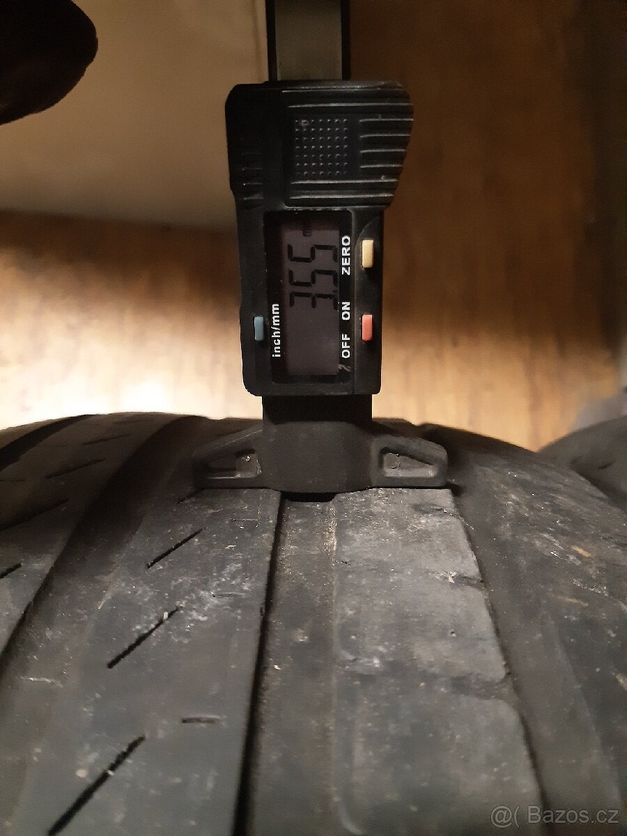 Letní 235/55/18 100V - 3