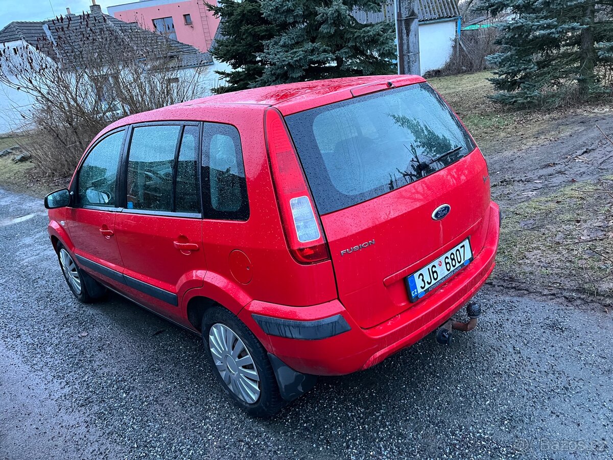 Ford Fusion 1.4 i rok 2008 - 3