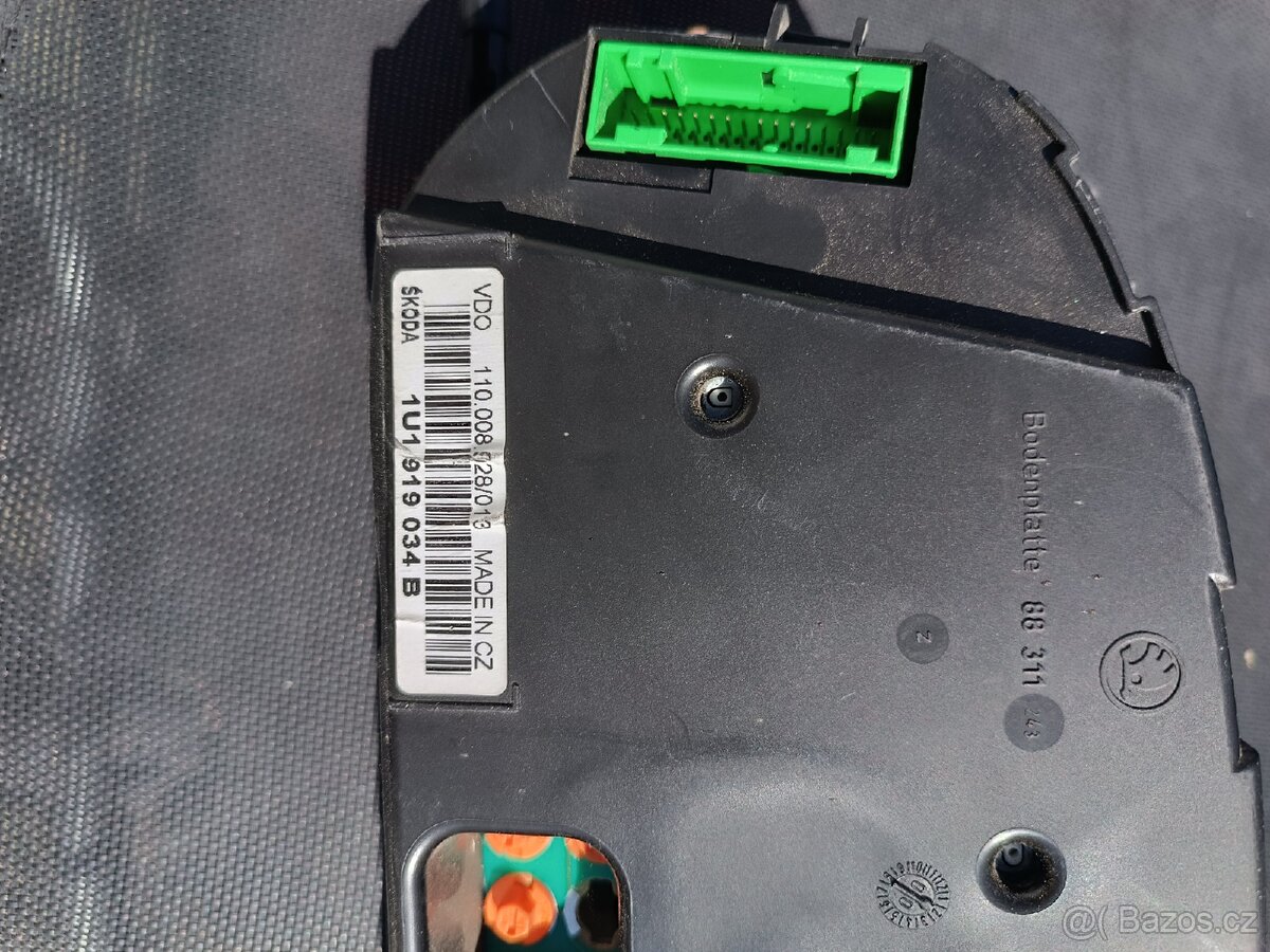 Budíky škoda Octavia benzín - 3