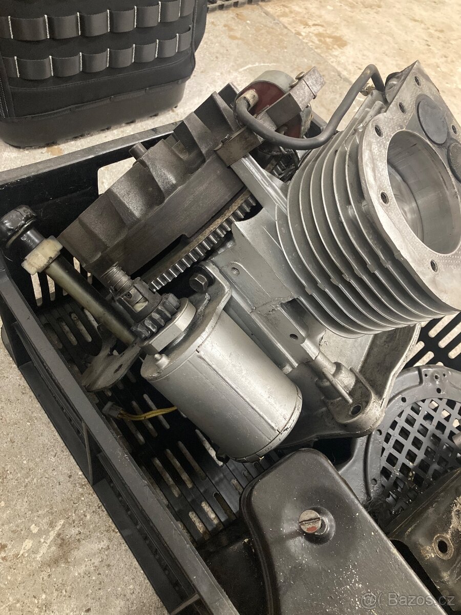 Motor Briggs & Stratton - 3