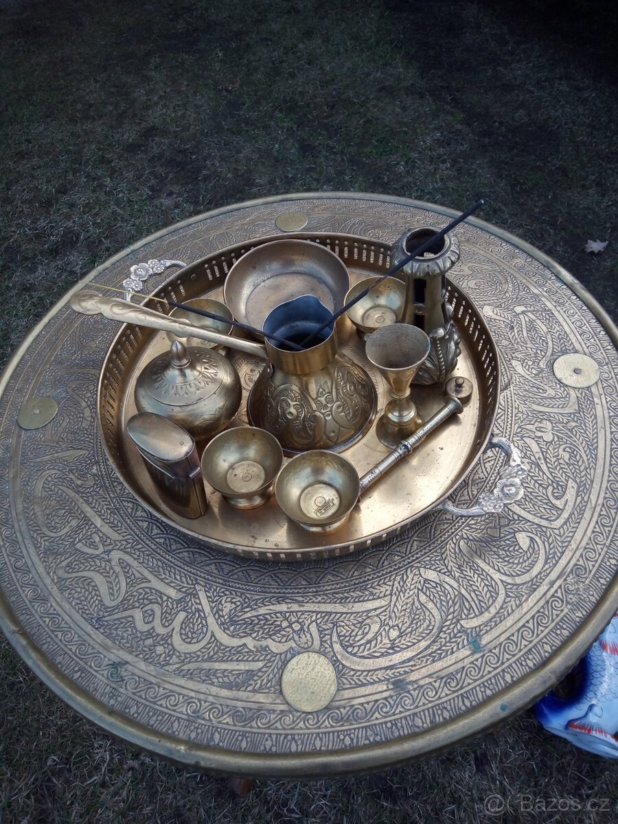 Čajový stolek s příslušenstvím - 3