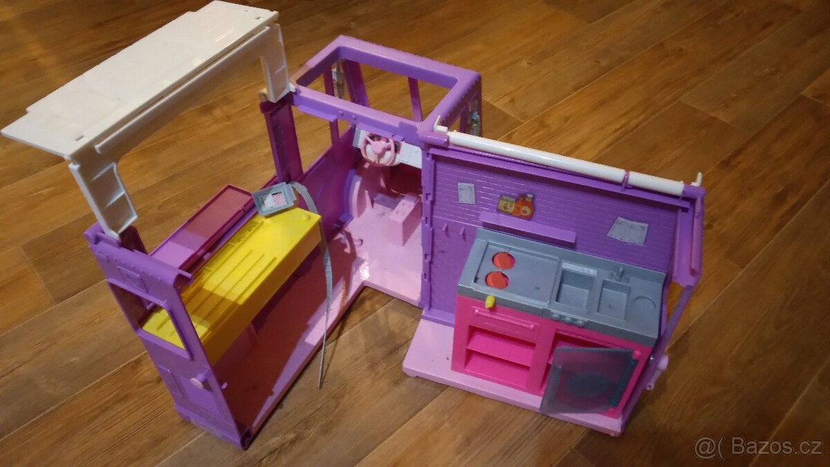 Barbie karavan - 3