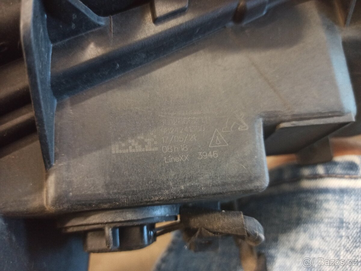 Světla Peugeot.. - 3