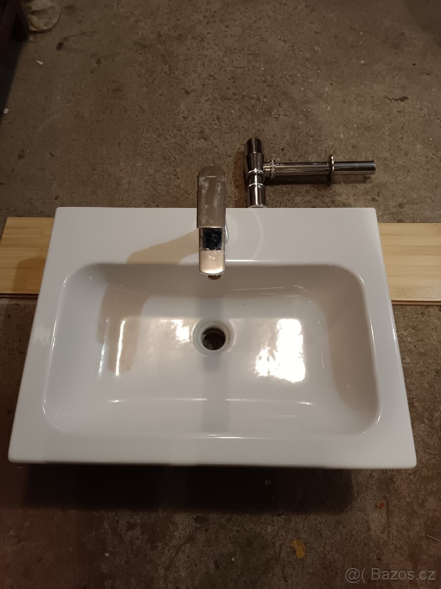 Umyvadlo, baterie, vypusť, sifon - 3