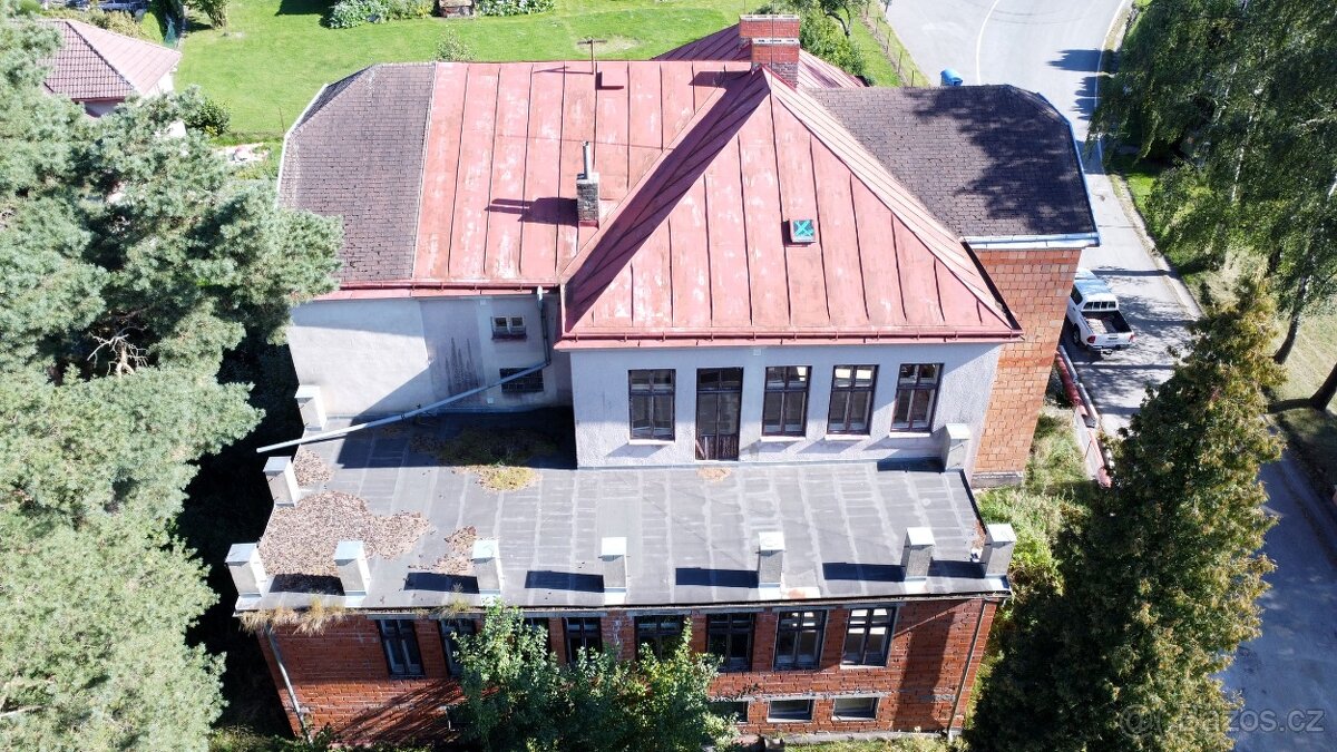 Prodej komerčního objektu Klokočov - 3