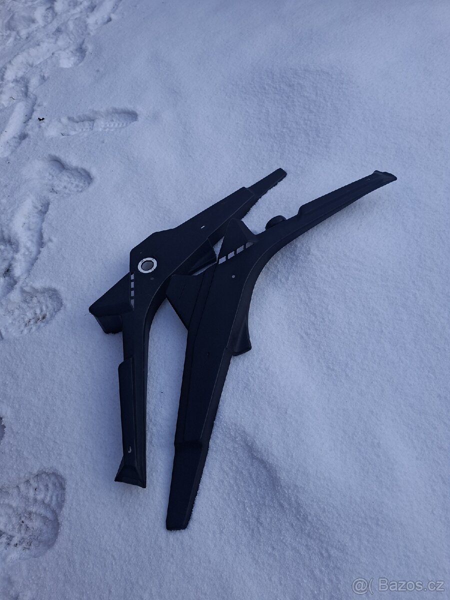 Manet Korádo:;::;;:: - 3