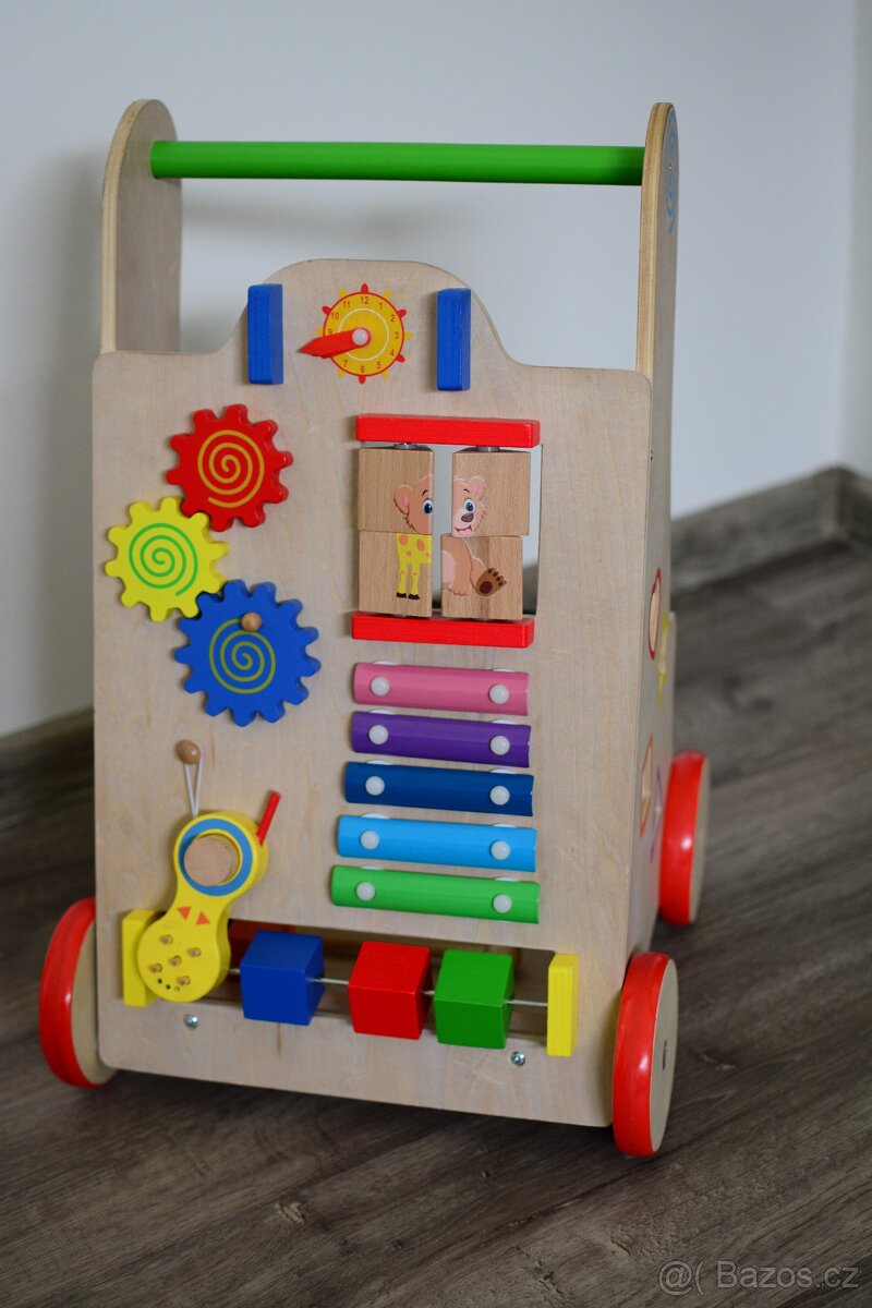 Kinderplay dřevěně interaktivní chodítko - 3