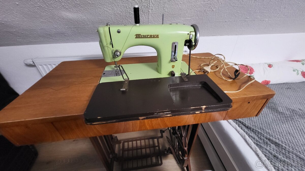 Šicí stroj Minerva - 3