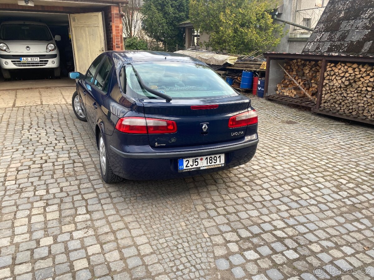 Renault Laguna2 - 3