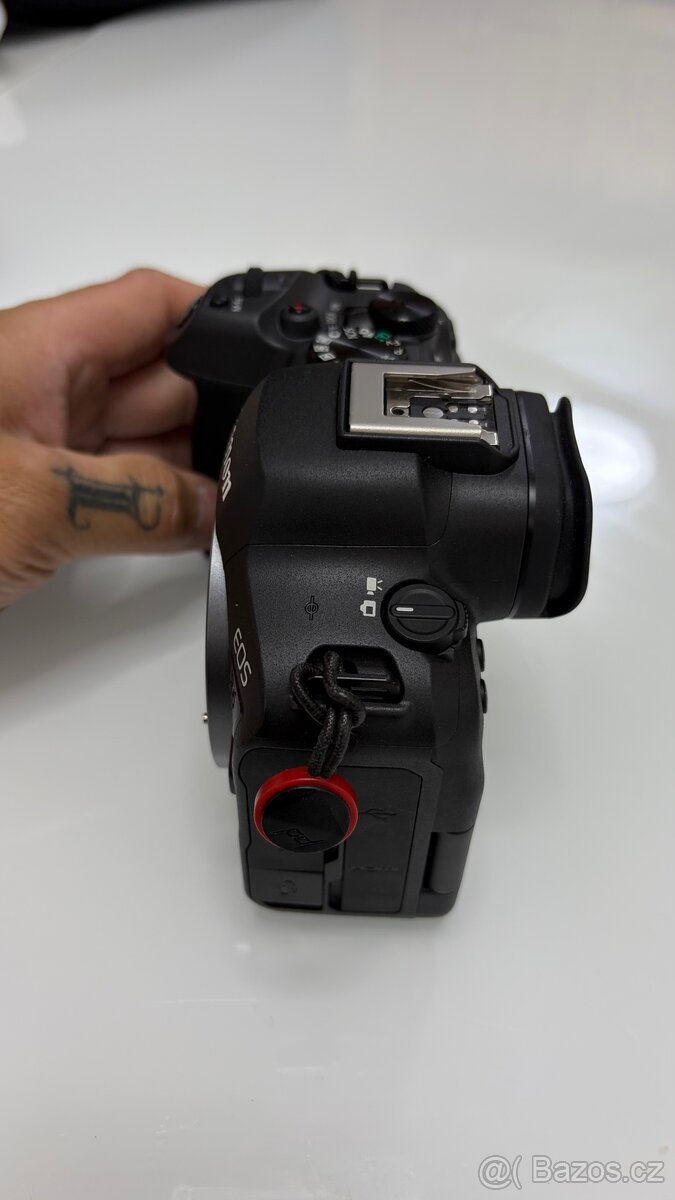 Canon EOS R6 Mark II - 3