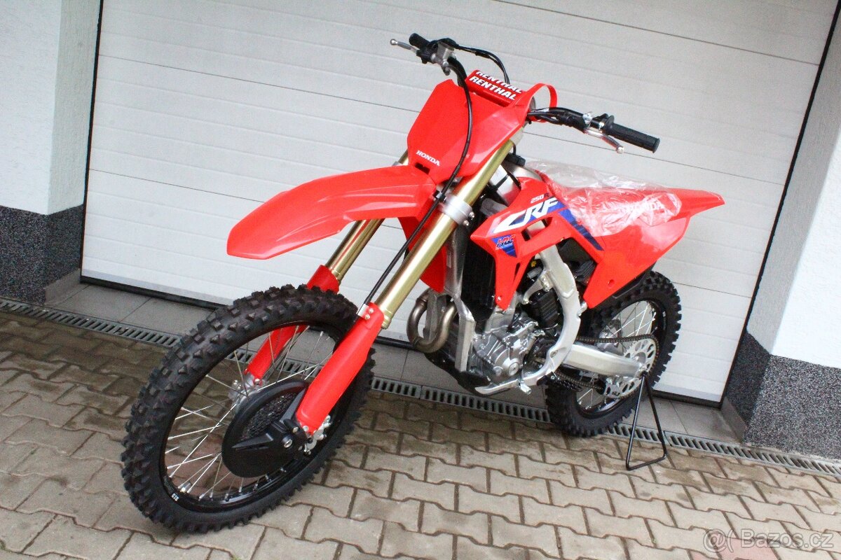 Honda CRF 250 R 2024 nová skladem