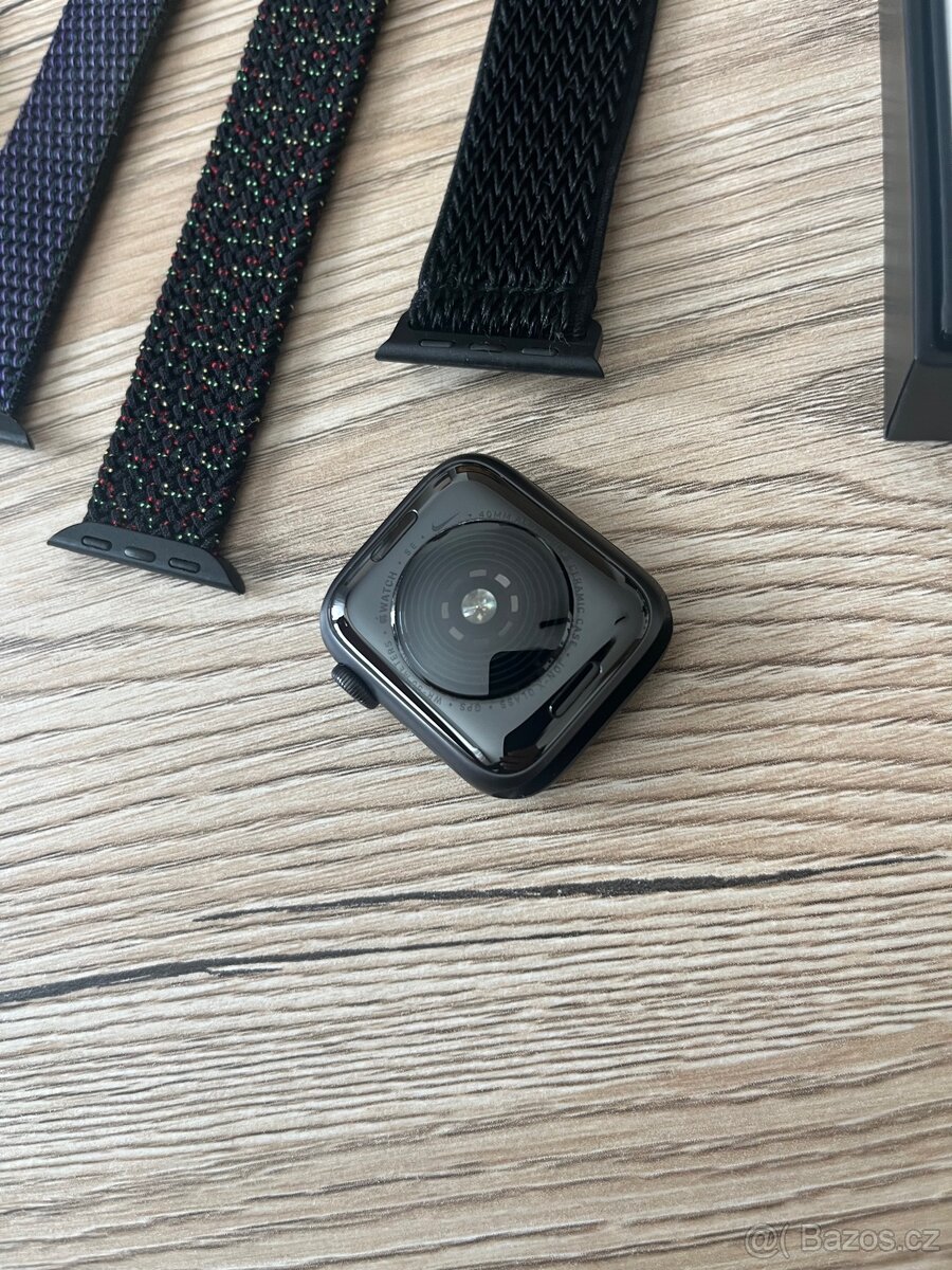 Apple Watch NIKE SE - 3