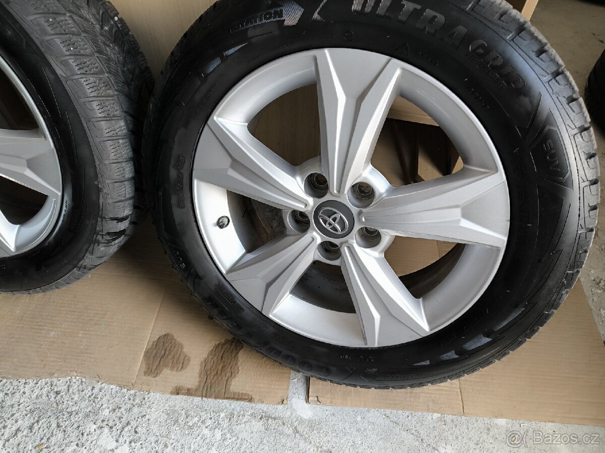 ALU kola Toyota CHR 5x114,3 R17 Originál, zimni pneu+TPMS - 3