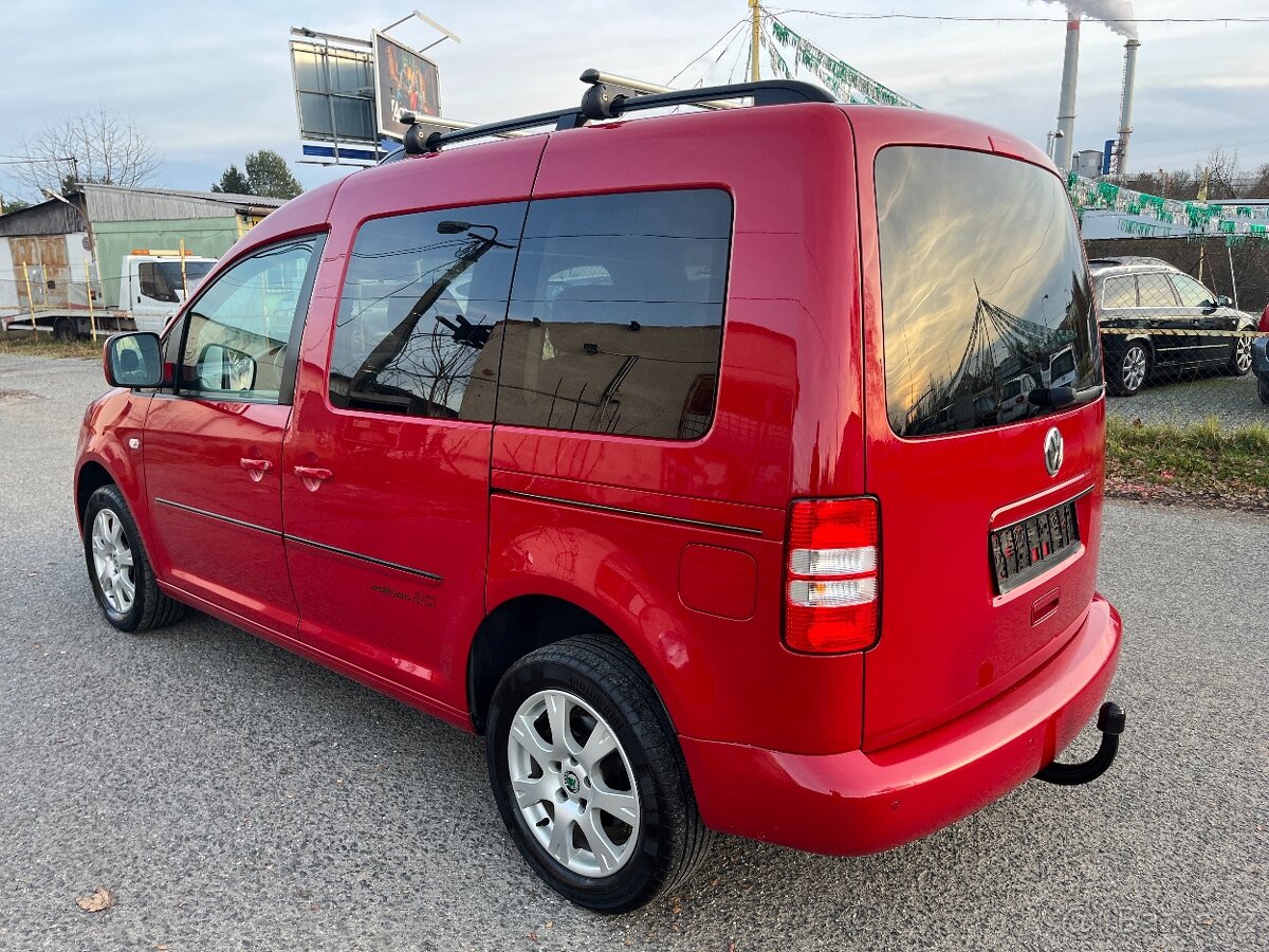 Vw Caddy 2.0tdi 103 kw 7.míst po servisu závěs vyhř.sedačky - 3