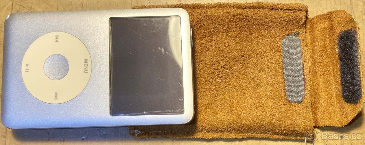 Prodám mixpult Alesis iMultimix8 USB a iPod classic 120 Gb - 3