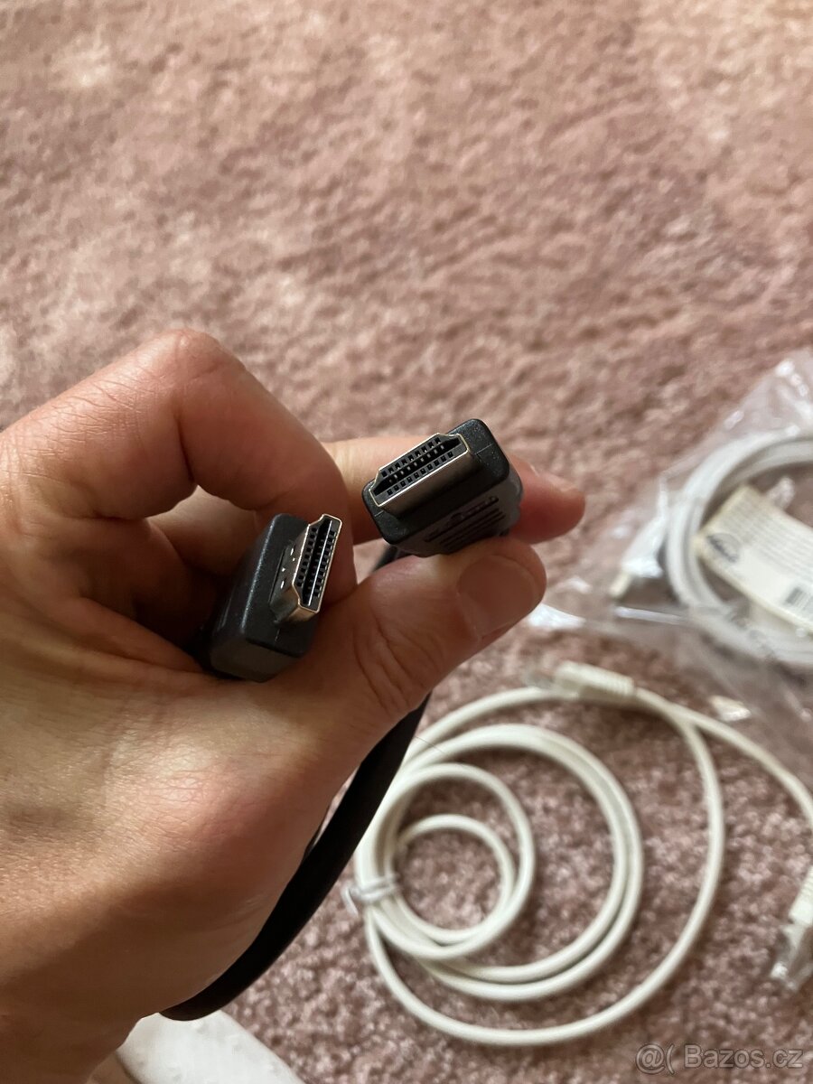 Prodam set kabelu - jsou nepouzite. - 3