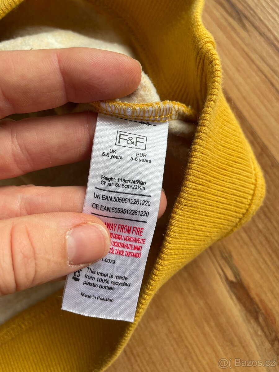 Chlapecka mikina ve vel. 5 let - 3