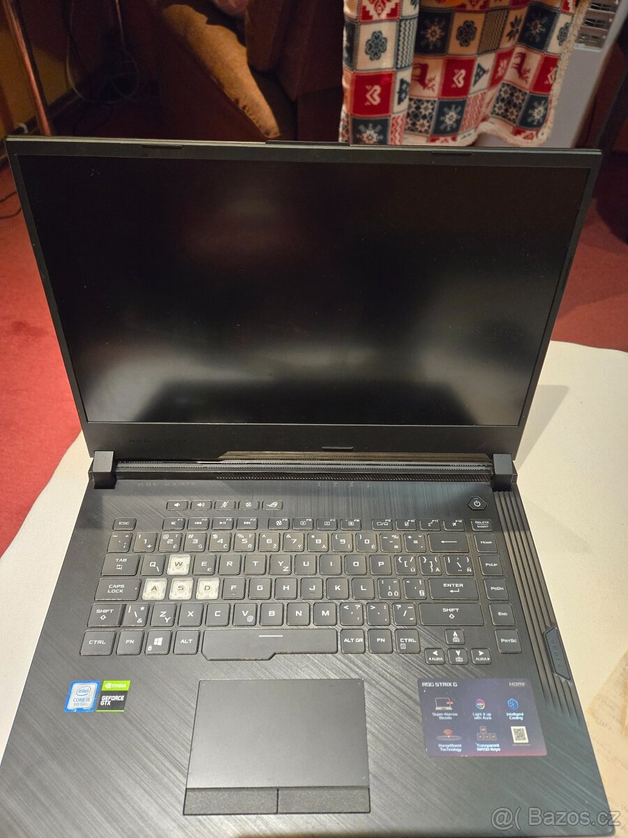 ASUS ROG Strix G531GT – na náhradní díly + 150W ad - 3