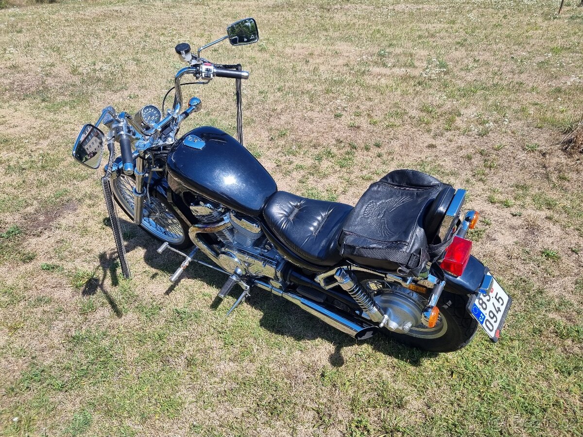 Suzuki intruder VS 800 r.v. 1994 - 3