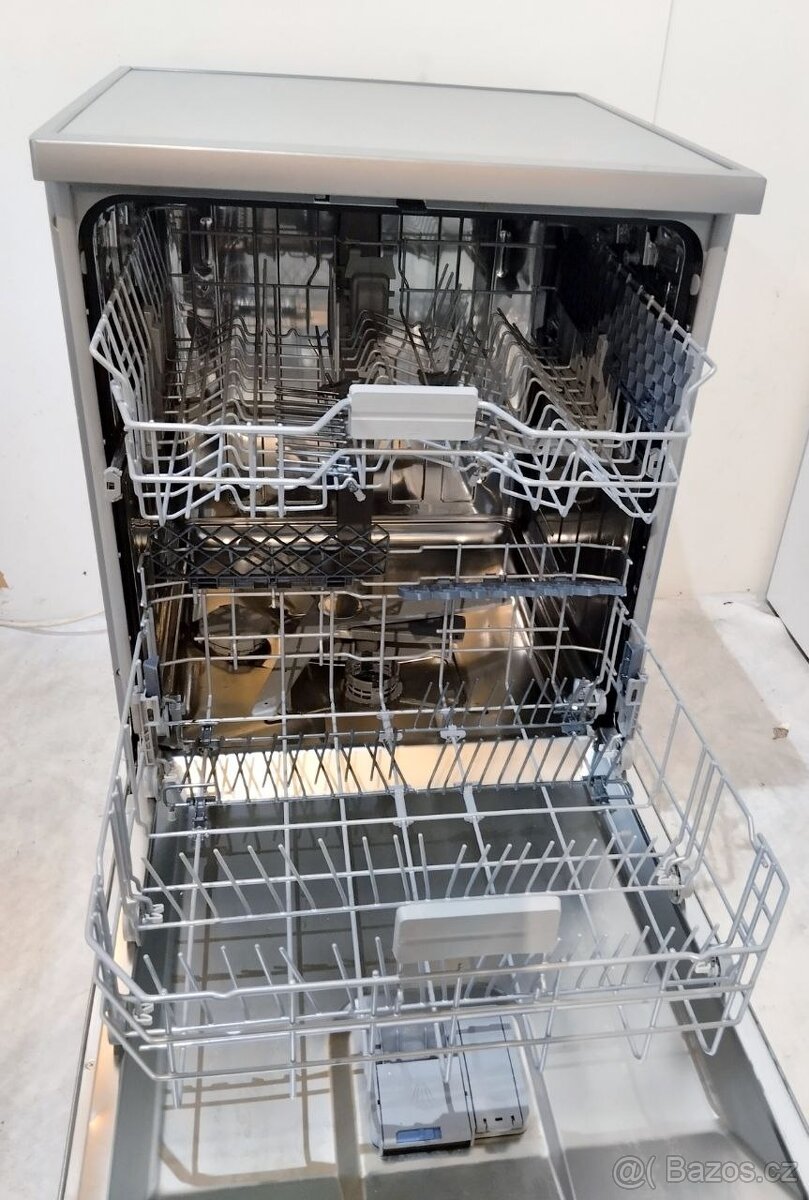 Volně stojící myčka Beko, šiřka 60 cm - 3