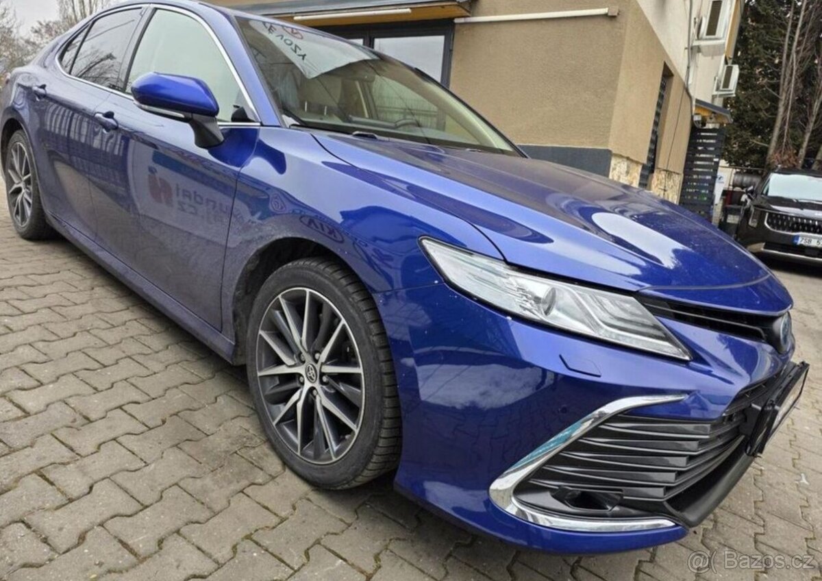 Toyota Camry 2.5-HYBRID-1.MAJITEL-DPH - 3