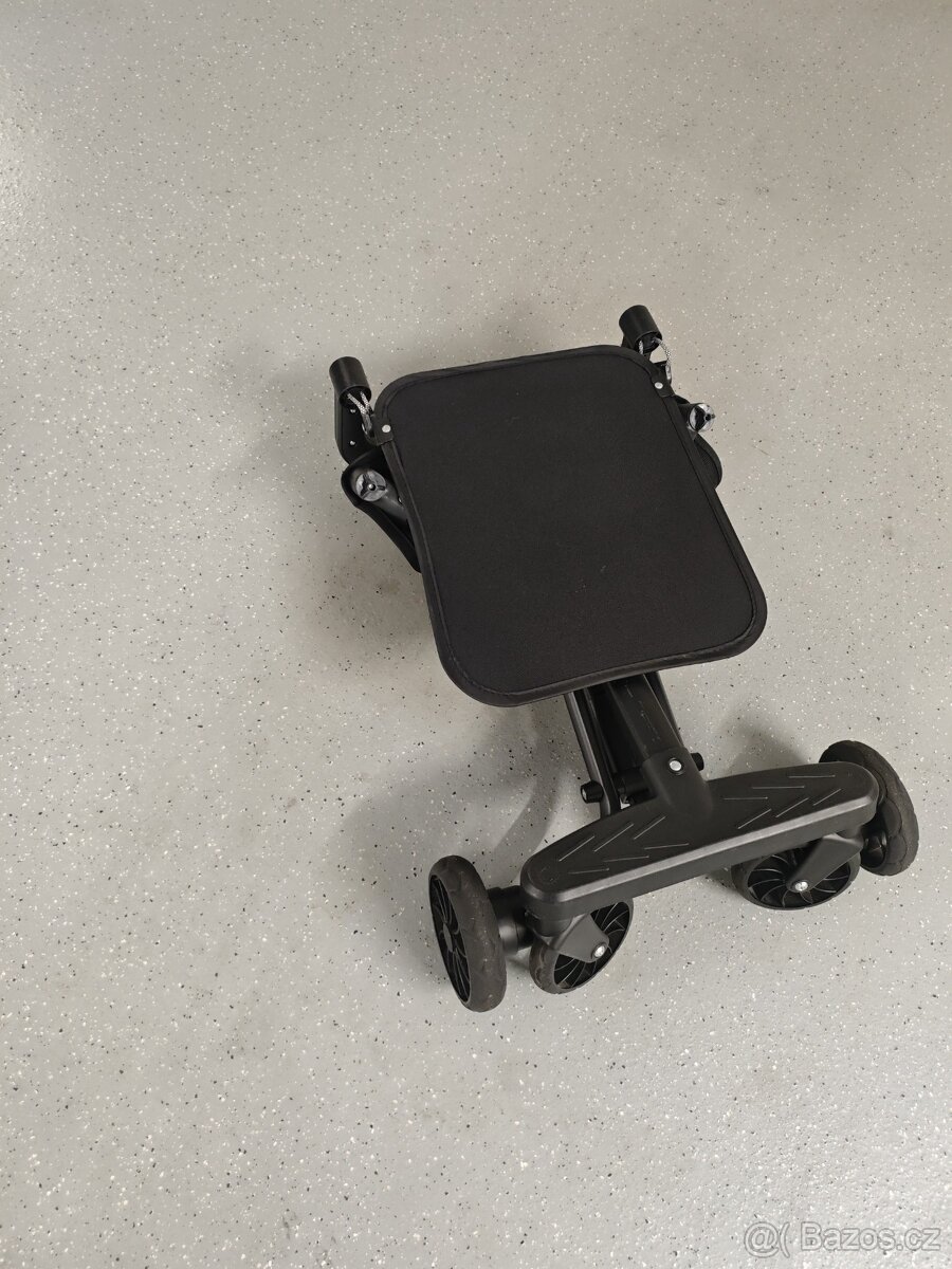 Černý kočár "golfky" - 3