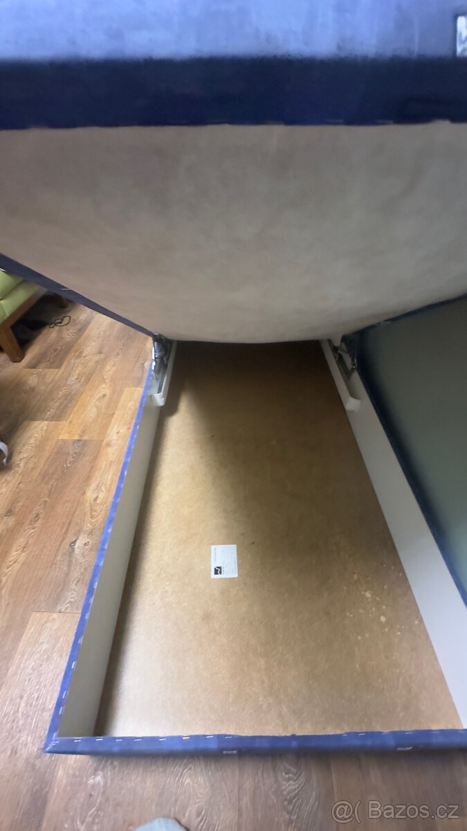 Polohovací postel z úložném prostorem - 3