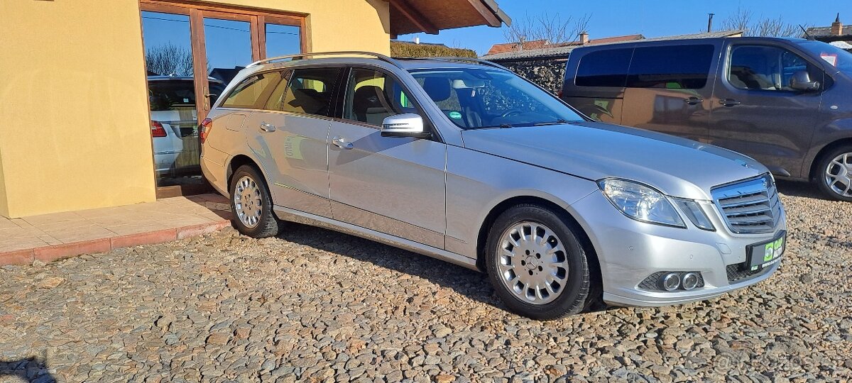 Mercedes-Benz Třídy E 220 CDI 125kW ELEGANCE - 3