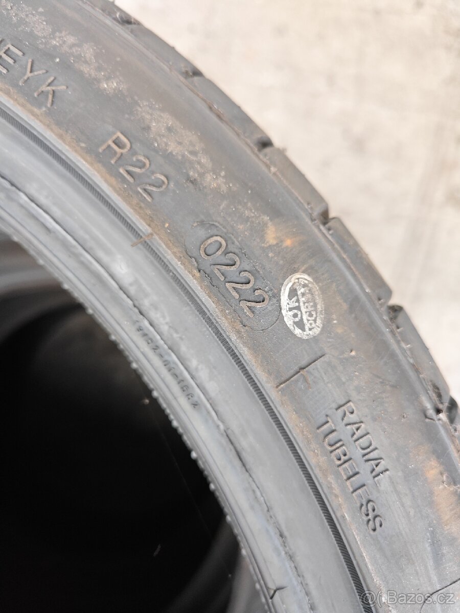 Pneu 235/35 r19 letní Tracmax - 3