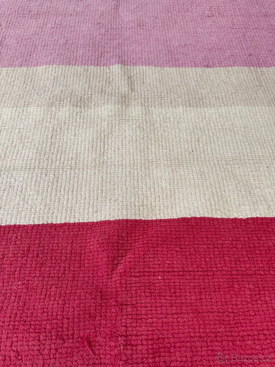 Koberec ikea - 3