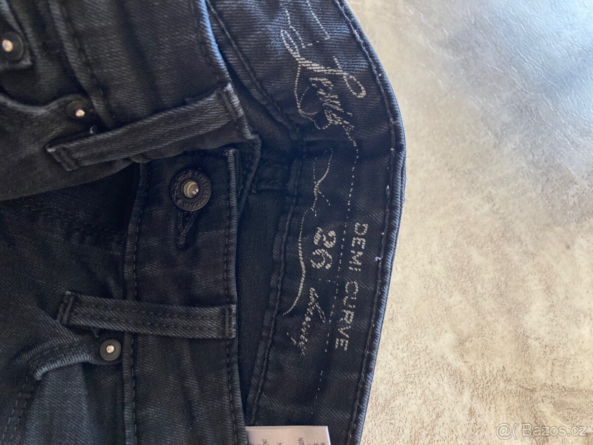 Skinny Levis vel 26 - 3