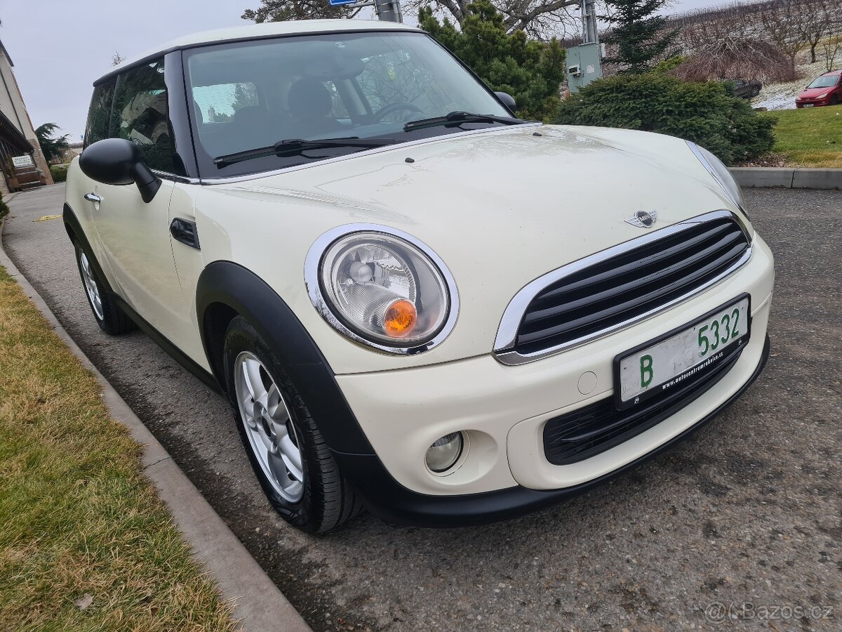 MINI ONE 1,6i 72 kW AUTOMAT PANORAMA - 3