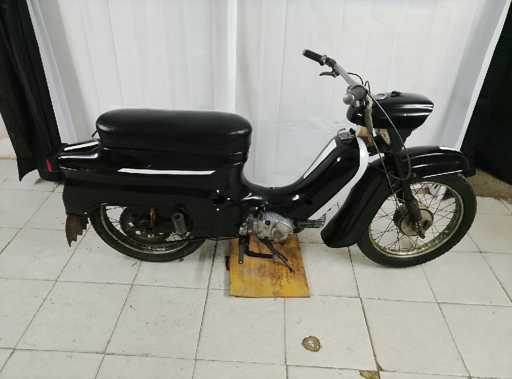 Jawa pionýr černý - 3