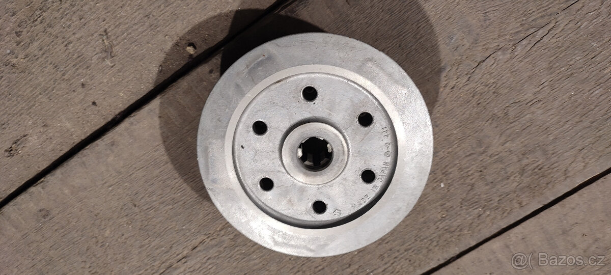 Suzuki SV 650N/S 99-02 Spojkový koš - 3