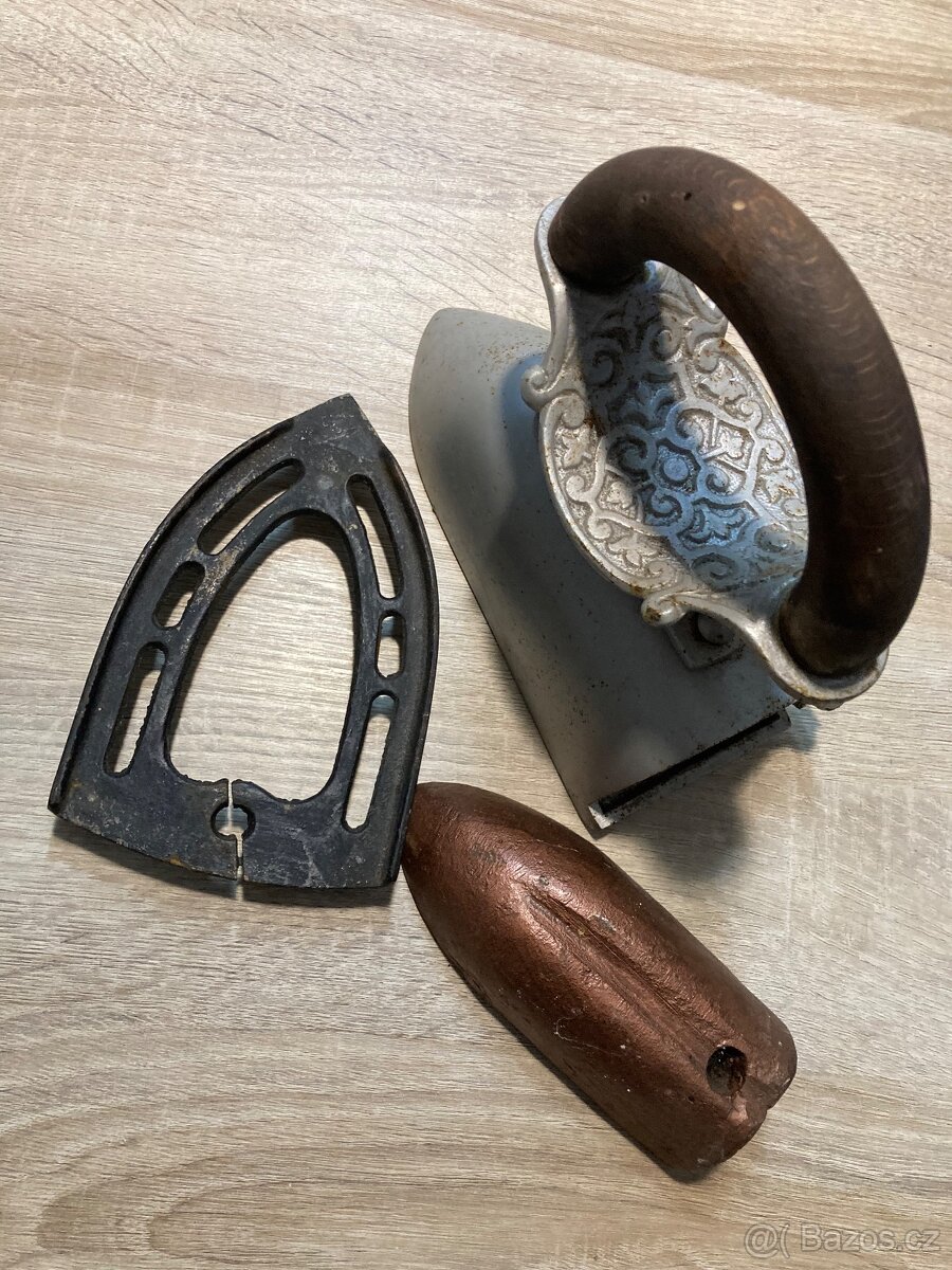 Starožitna žehlička - 3