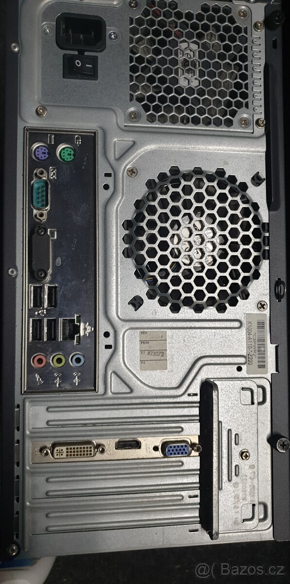 intel core quad 4 jadro 4x 2,5ghz - 3