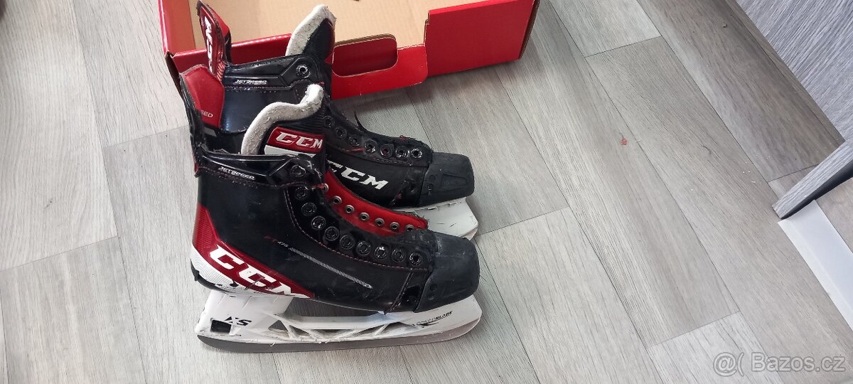 Brusle CCM FT 475 - 3