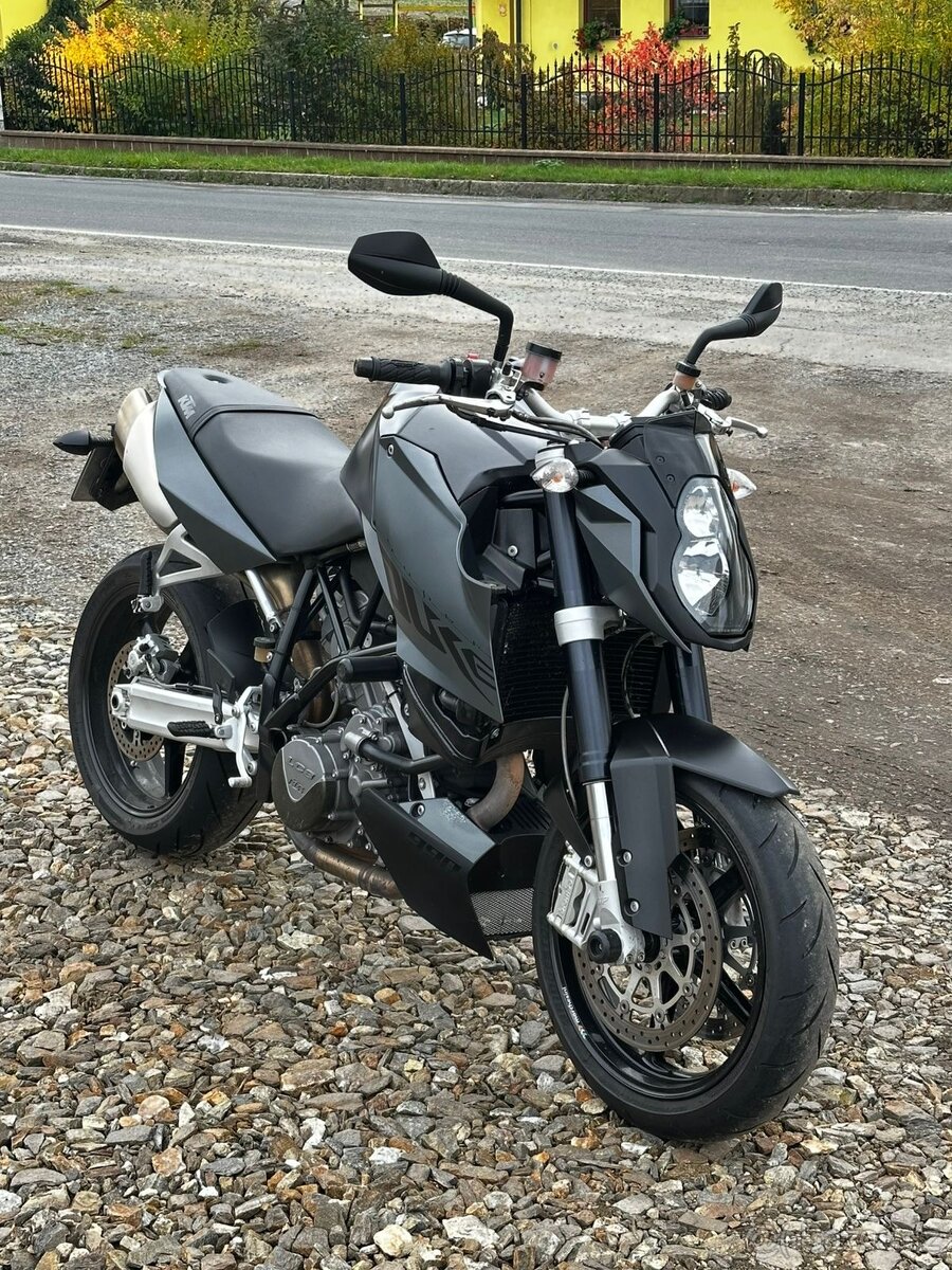 KTM 990 Superduke - 3