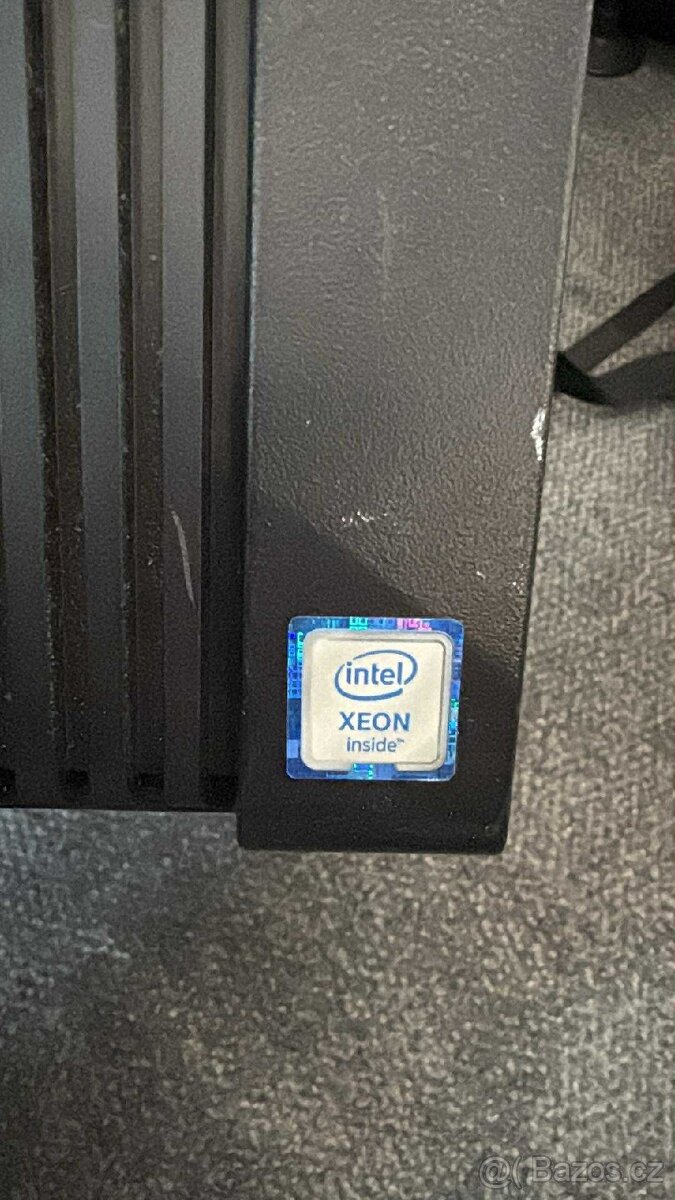 HP Z440 Work station - 3