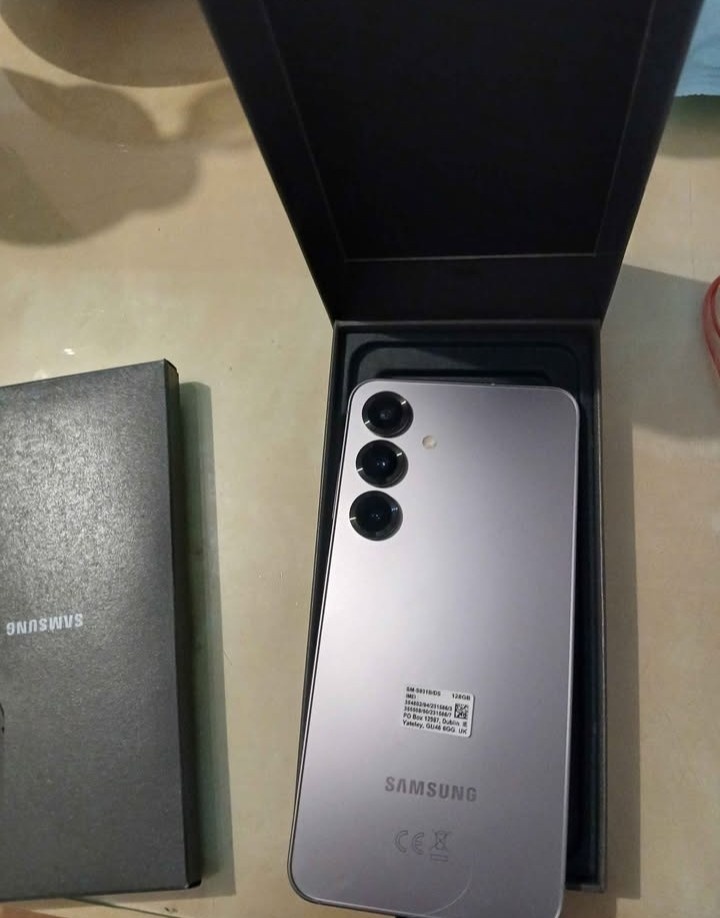 Samsung Galaxy S25 128Gb - 3