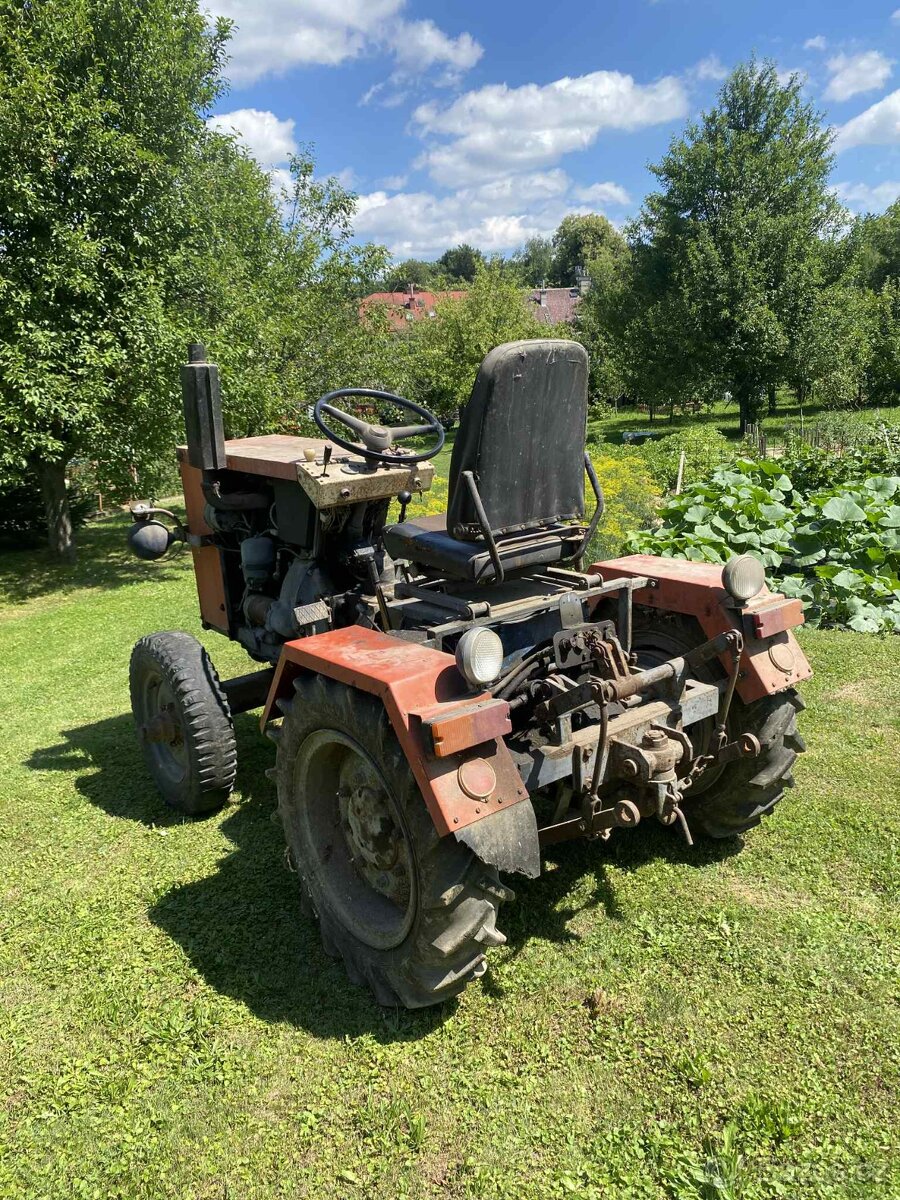 Traktor domácí výroby - 3