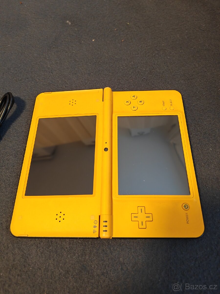 Nintendo Dsi XL yellow - 3