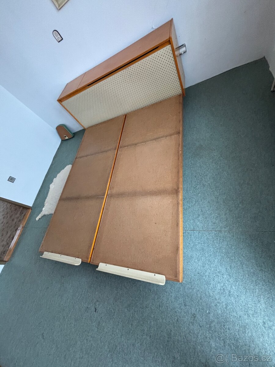 Dvoulůžková postel - 3