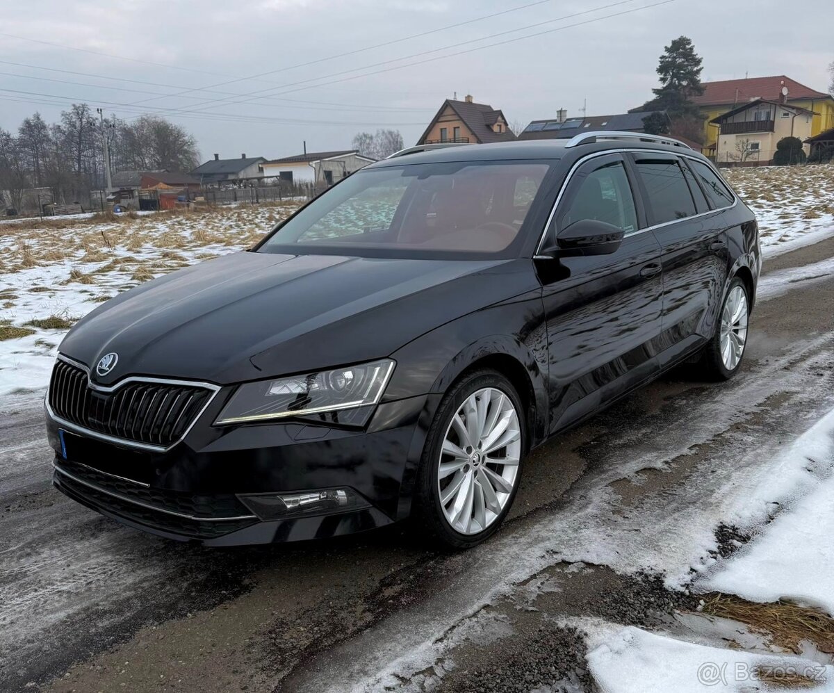 Škoda Superb Combi 2.0 Tdi 110kw STYLE PLUS - 3