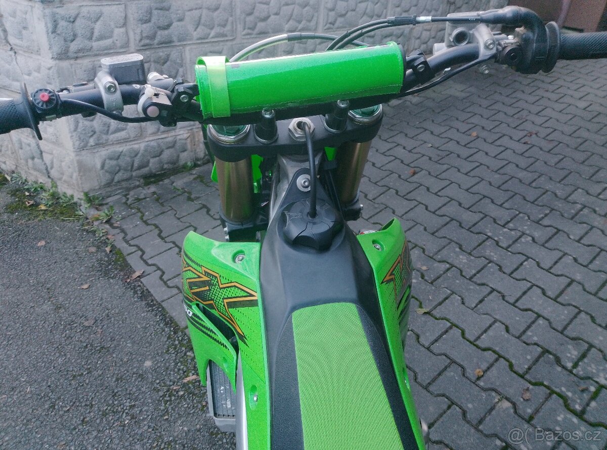 kawasaki kxf 450 - 3