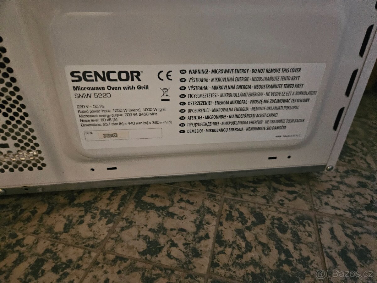 Mikrovlnná trouba Sencor s grilem - 3